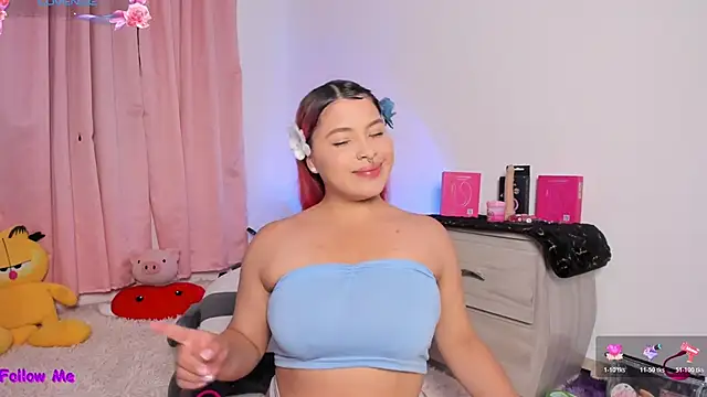 SophieRossi online show from February 22, 2026, 3:20 am