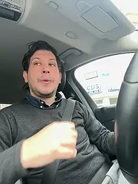 Taxidriver1988 online show from February 25, 2025, 12:38 pm