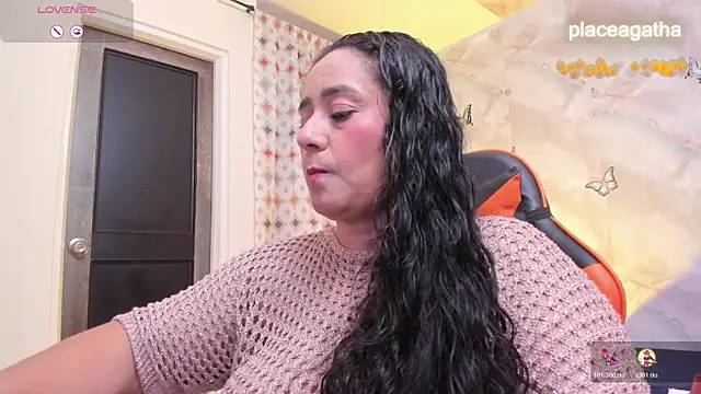 agathaxxx-69 online show from October 28, 2025, 7:57 pm