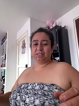 Snapshot of agathaxxx-69 chatting on June 18, 2026, 5:51 pm agathaxxx-69 online show from June 18, 2026, 5:51 pm