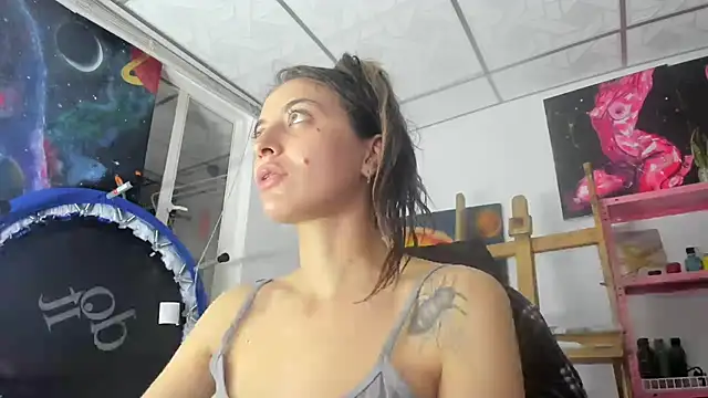 Snapshot of mariecam420 chatting on February 24, 2026, 2:18 pm mariecam420 online show from February 24, 2026, 2:18 pm