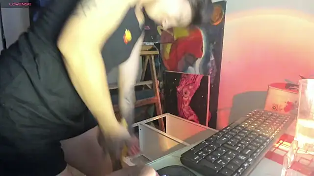 Snapshot of mariecam420 chatting on February 7, 2026, 9:28 am mariecam420 online show from February 7, 2026, 9:28 am