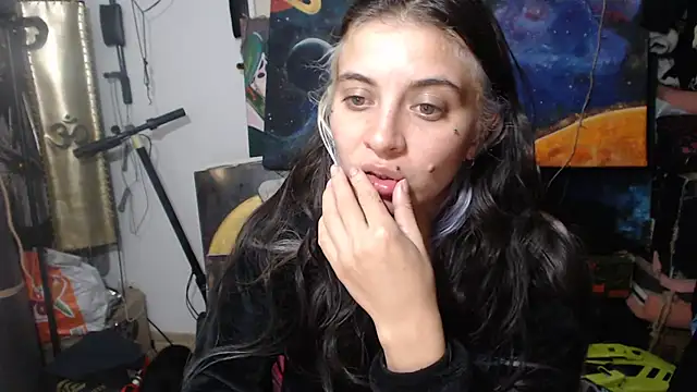 mariecam420 online show from March 9, 2025, 7:48 pm