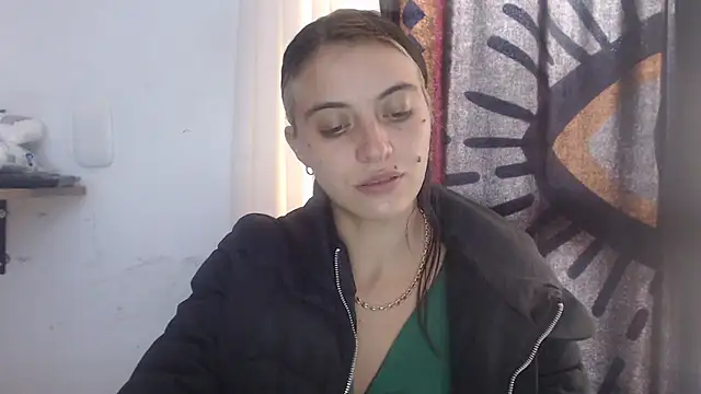mariecam420 online show from February 25, 2025, 7:49 pm