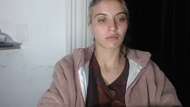 mariecam420 online show from February 26, 2025, 4:52 am