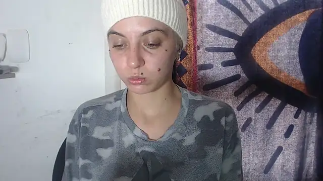 mariecam420 online show from February 28, 2025, 5:15 pm