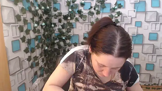 JosieJun  online show from January 30, 2025, 8:53 pm