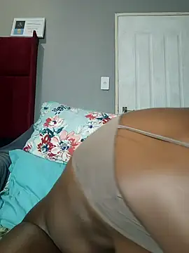 HoneyDropsX online show from January 14, 2026, 4:43 pm