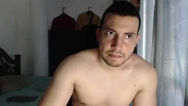 Snapshot of Armando_2002 chatting on July 16, 2026, 5:21 pm Armando 2002 online show from July 16, 2026, 5:21 pm