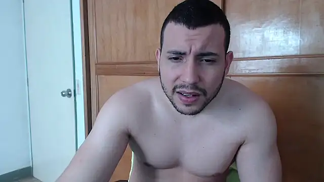Snapshot of Armando_2002 chatting on July 10, 2026, 3:12 pm Armando 2002 online show from July 10, 2026, 3:12 pm