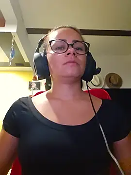 MistressSlut1 online show from May 26, 2026, 11:36 pm