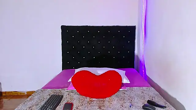 valen colombian69 online show from March 27, 2026, 8:48 am