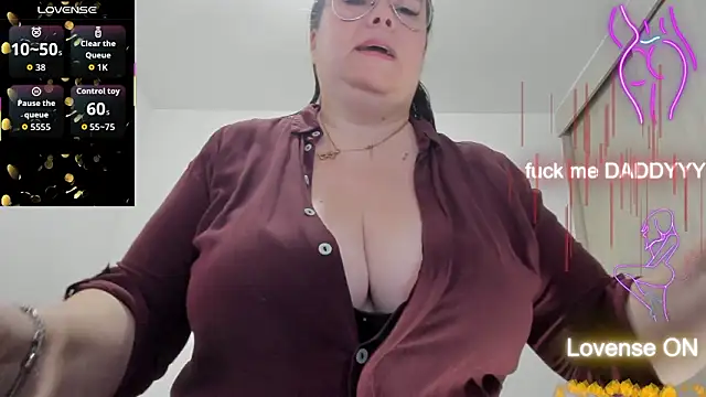 Snapshot of esmeraldamfc chatting on February 20, 2026, 10:01 pm esmeraldamfc online show from February 20, 2026, 10:01 pm