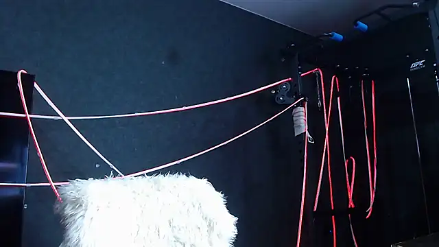 Snapshot of muscularjohnforuX chatting on March 3, 2026, 7:37 am muscularjohnforuX online show from March 3, 2026, 7:37 am