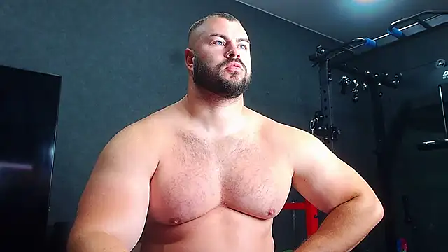 muscularjohnforuX online show from June 1, 2026, 7:08 am