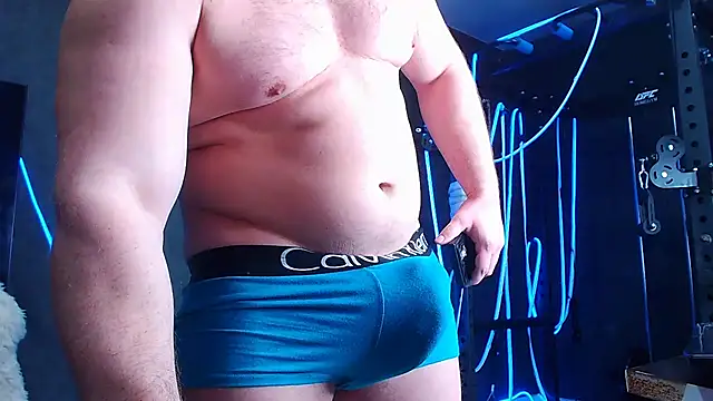 Snapshot of muscularjohnforuX chatting on February 21, 2026, 7:43 am muscularjohnforuX online show from February 21, 2026, 7:43 am