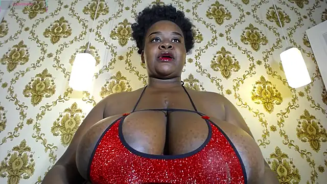 KARATIBBY COX online show from April 13, 2026, 12:31 pm