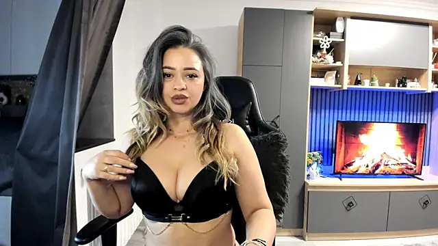 Claire95  online show from March 2, 2025, 4:39 am