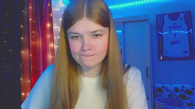 Snapshot of Klementa chatting on October 8, 2025, 7:14 pm Klementa online show from October 8, 2025, 7:14 pm