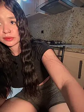 bella parisi online show from January 5, 2025, 10:43 am