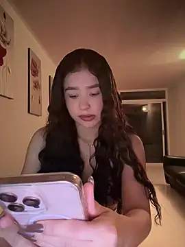 bella parisi online show from January 7, 2025, 5:12 am