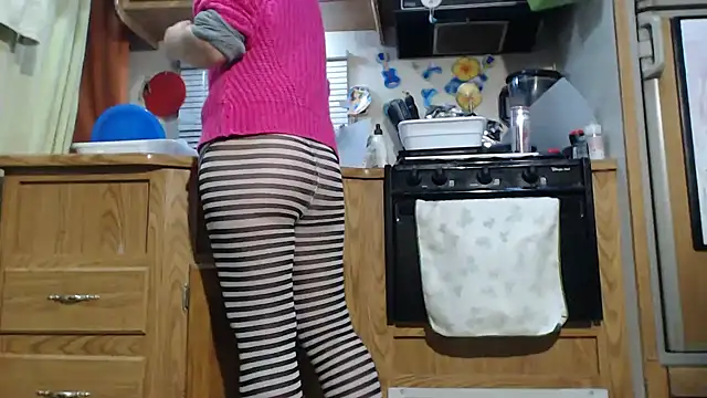 Snapshot of sexyinpantyhose chatting on December 7, 2024, 8:38 am sexyinpantyhose online show from December 7, 2024, 8:38 am