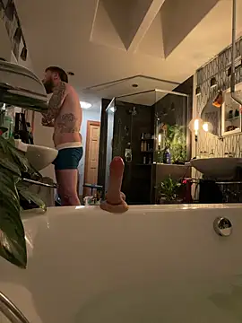 Snapshot of Mackwood89 chatting on February 20, 2026, 2:30 pm Mackwood89 online show from February 20, 2026, 2:30 pm