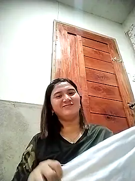 MS Isabella Snow92 online show from January 18, 2026, 11:52 pm