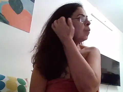 Snapshot of Susannemilf chatting on September 13, 2025, 5:13 pm Susannemilf online show from September 13, 2025, 5:13 pm