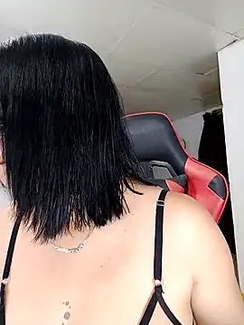 Snapshot of mia_anyeli chatting on March 17, 2025, 5:05 pm mia anyeli online show from March 17, 2025, 5:05 pm