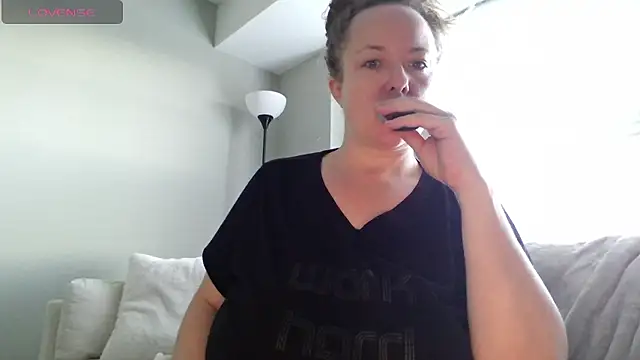 julimonroe online show from January 12, 2026, 2:46 pm