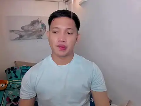 xSebastian19 online show from April 22, 2026, 4:58 pm