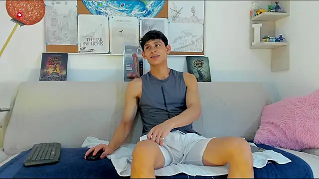 logan thomas online show from April 14, 2026, 7:30 pm