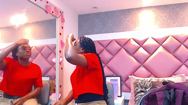 Snapshot of DanielaDuff chatting on February 11, 2026, 7:14 pm DanielaDuff online show from February 11, 2026, 7:14 pm