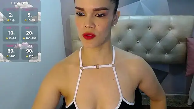 Snapshot of greatASS_Latina chatting on February 25, 2025, 3:09 am greatASS Latina online show from February 25, 2025, 3:09 am
