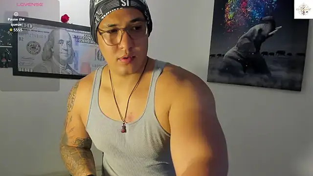 Colton Massif online show from November 11, 2025, 12:38 am