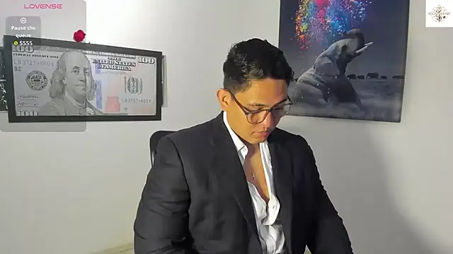 Colton Massif online show from October 18, 2025, 4:14 am