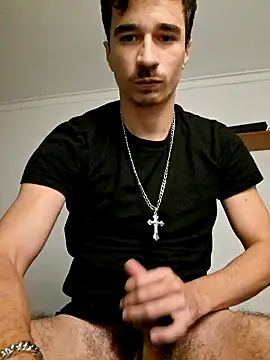 Snapshot of gil__2004 chatting on October 16, 2025, 10:51 pm gil 2004 online show from October 16, 2025, 10:51 pm