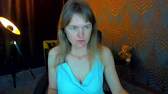 Snapshot of Anabell_xxx chatting on June 20, 2026, 5:45 am Anabell xxx online show from June 20, 2026, 5:45 am