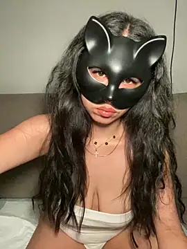 Snapshot of nenalayla chatting on December 23, 2024, 8:14 pm nenalayla online show from December 23, 2024, 8:14 pm