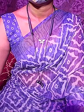 XBHUUME online show from December 1, 2025, 4:08 pm