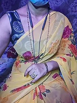 Snapshot of XBHUUME chatting on October 10, 2025, 4:41 pm XBHUUME online show from October 10, 2025, 4:41 pm