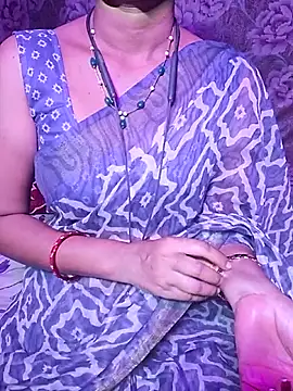 Snapshot of XBHUUME chatting on October 8, 2025, 4:08 pm XBHUUME online show from October 8, 2025, 4:08 pm