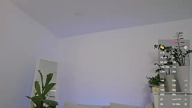 Fallinlove1 online show from October 5, 2025, 10:28 am