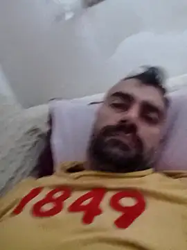 Snapshot of kevgir08 chatting on May 24, 2026, 5:07 am kevgir08 online show from May 24, 2026, 5:07 am