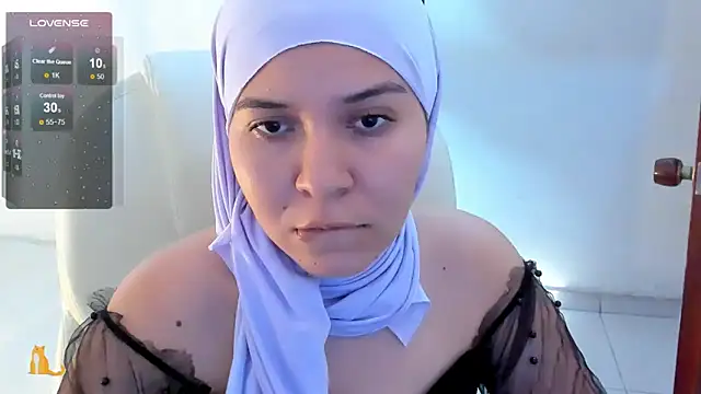 Snapshot of MatchedEyebrow chatting on March 8, 2025, 8:35 pm MatchedEyebrow online show from March 8, 2025, 8:35 pm