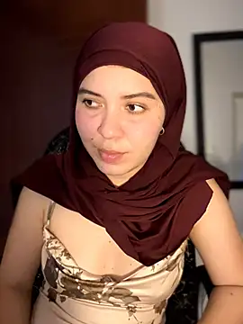 MatchedEyebrow online show from April 18, 2026, 9:04 pm