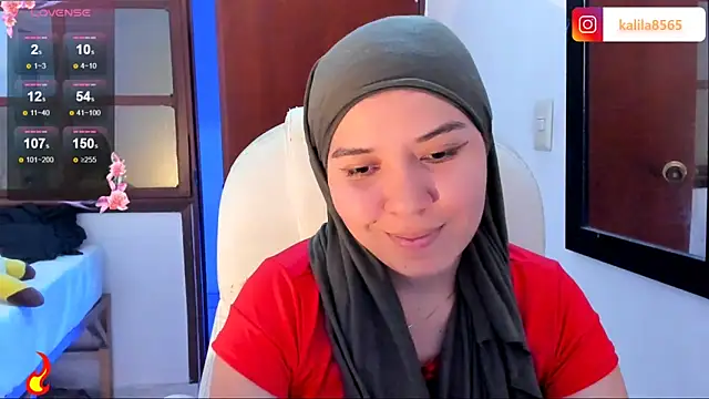 Snapshot of MatchedEyebrow chatting on November 15, 2025, 9:30 pm MatchedEyebrow online show from November 15, 2025, 9:30 pm