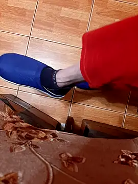 feet toes online show from January 8, 2026, 5:35 am