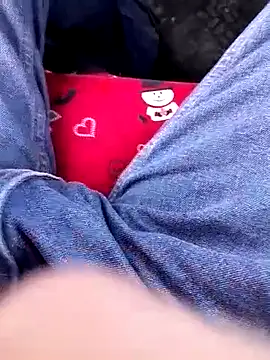 feet toes online show from February 21, 2025, 10:28 am